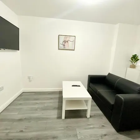 Tong * Leeds (West Yorkshire)